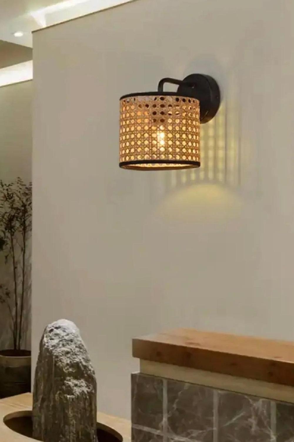 opviq LumiNox Ethereal Glow Wall Lamp | Opviq