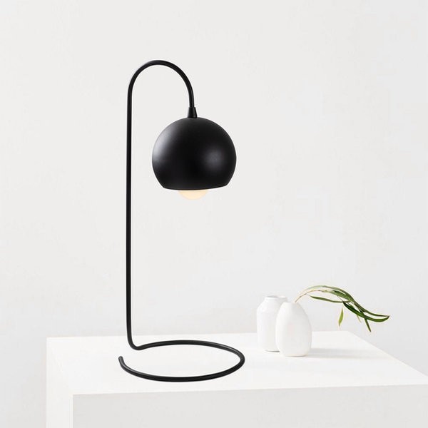 opviq Lumos Noir: Industrial Elegance Lamp | Opviq