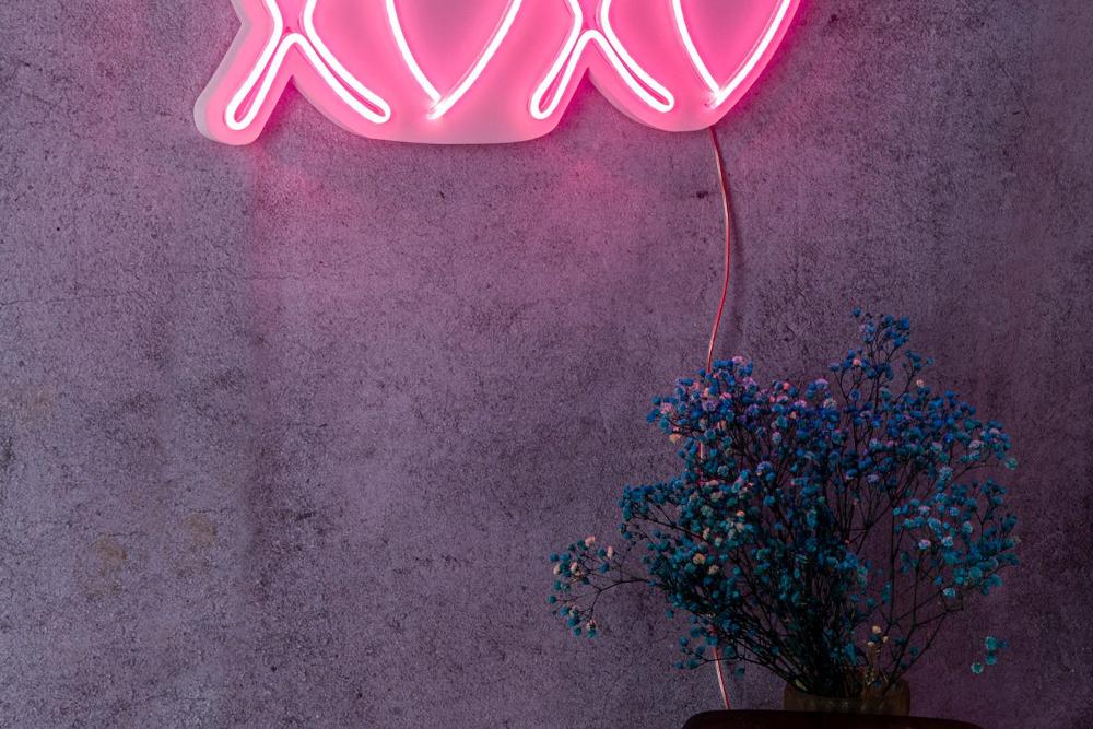 Opviq NeonGlow FlexiLights: Pink Wave Edition | Opviq