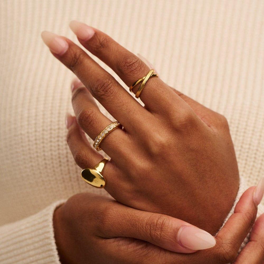 Orelia Clean & Textured Interlocking Rings - Gold