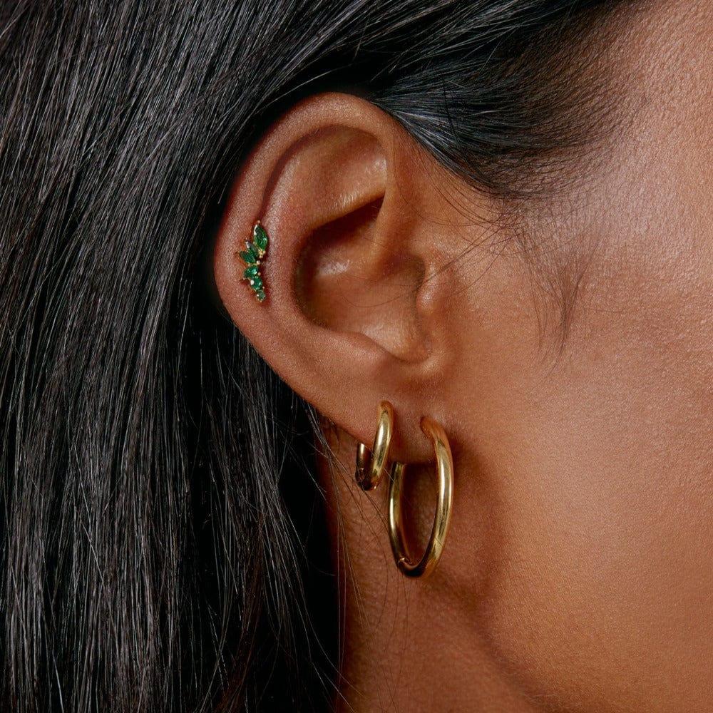 Orelia Curved Emerald Cluster Barbell