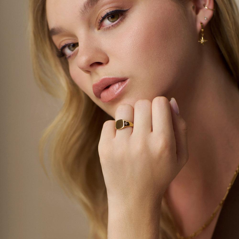 Orelia LUXE Crystal Starburst Signet Ring