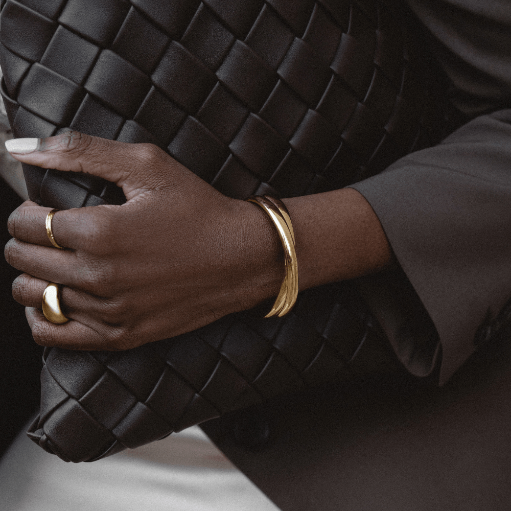 Orelia LUXE Polished Cross Bangle