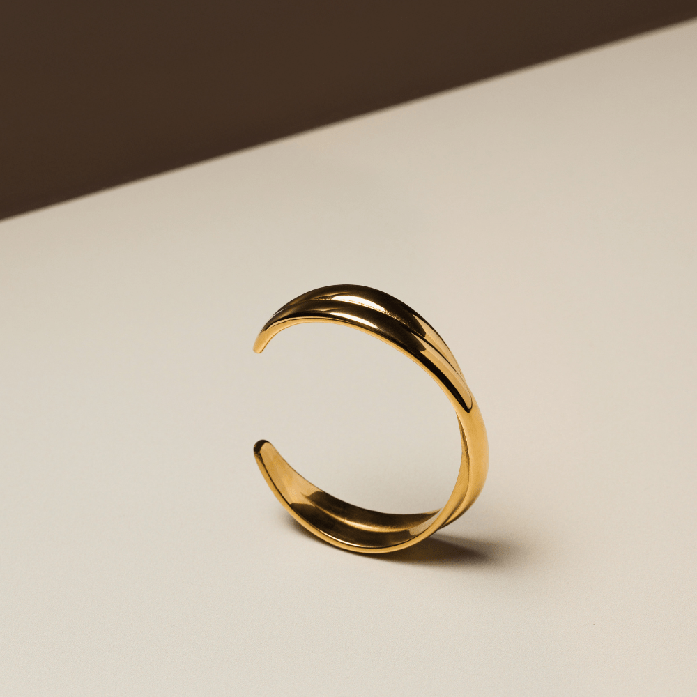 Orelia LUXE Polished Cross Bangle