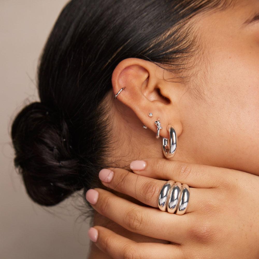 Orelia Mini Clicker Hoop 6mm - Silver