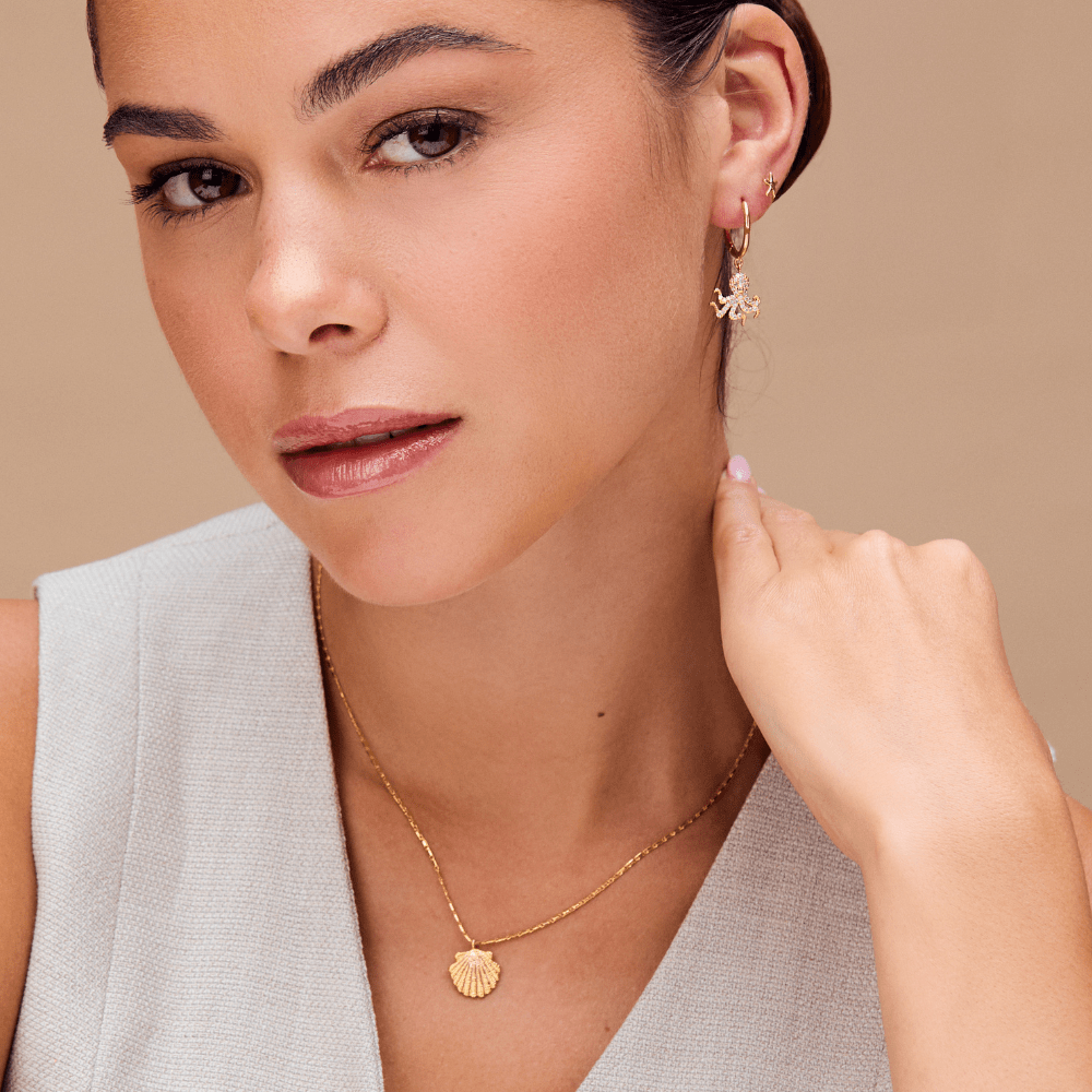 Orelia Shell Charm Necklace