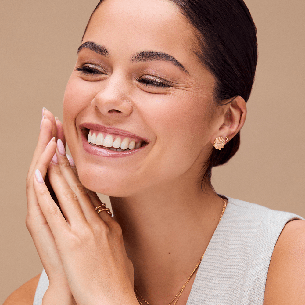 Orelia Shell Stud Earrings