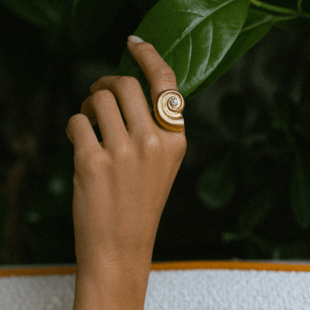 Orelia Statement Textured Ammonite Ring