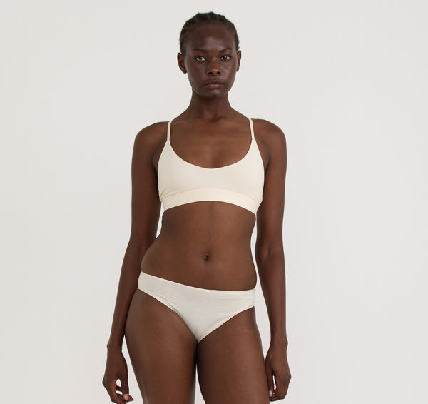 organic basics Core Open Back Scoop Bralette Soft Vanilla