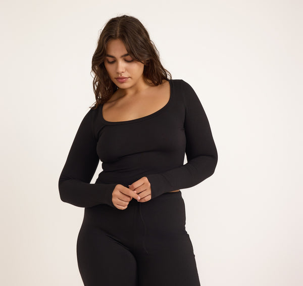 organic basics Everyday Scoop Neck Long Sleeve Tee Black