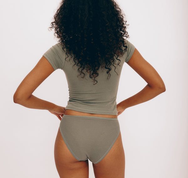 Organic Basics Core Rib High-Leg Briefs Seaweed