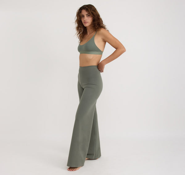 Organic Basics Core Straight Leg Pants Seaweed