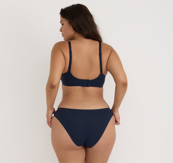 Organic Basics Core Wireless Plunge Bra Deep Navy