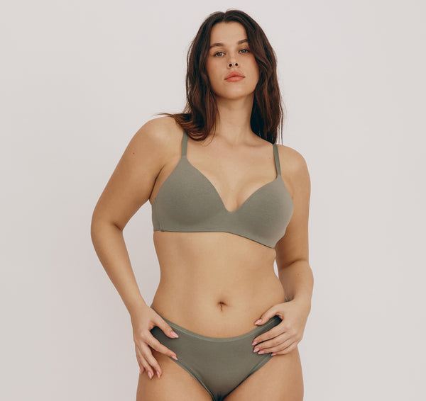 organic basics Core Wireless Plunge Bra Seaweed