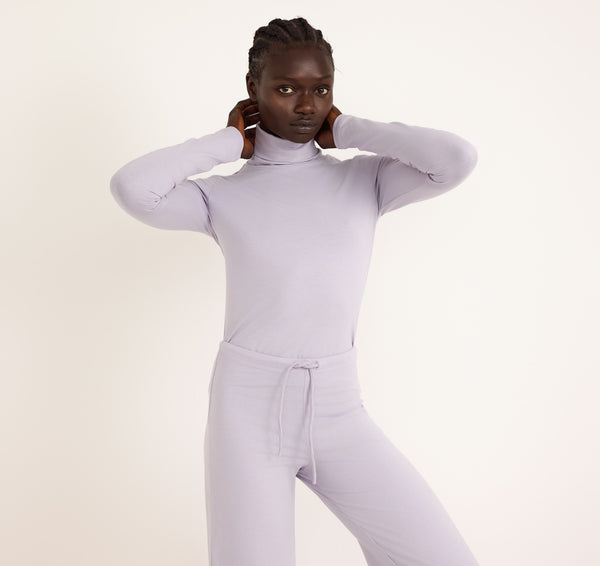 organic basics Everyday Turtleneck Soft Lilac