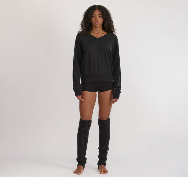 organic basics Fine Knit V-Neck Sweater Black