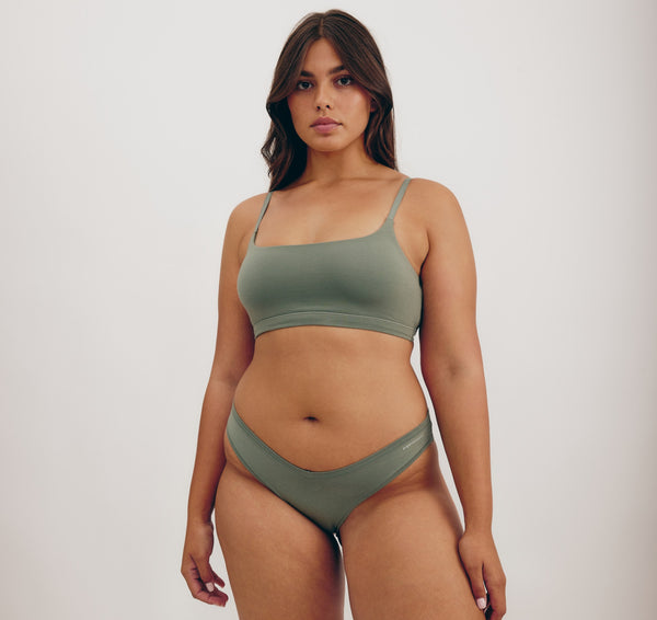 Organic Basics Flex Cheeky Briefs Seaweed