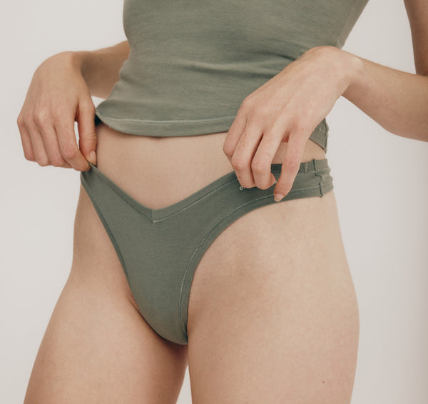 organic basics Flex Thong Seaweed