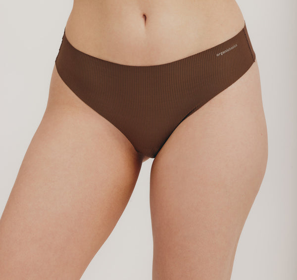Organic Basics Naked Rib Thong Walnut