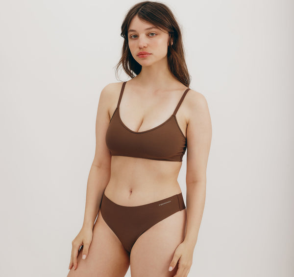 organic basics Naked Rib Thong Walnut