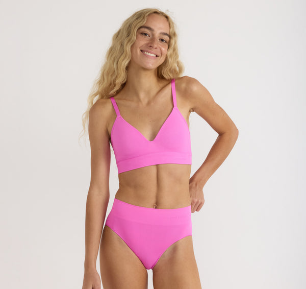 Organic Basics Smooth High-Leg Briefs Pink