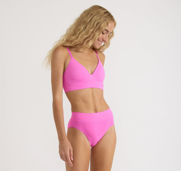 Organic Basics Smooth High-Leg Briefs Pink