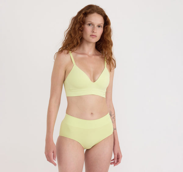 organic basics Smooth Padded Bra Elderflower Green