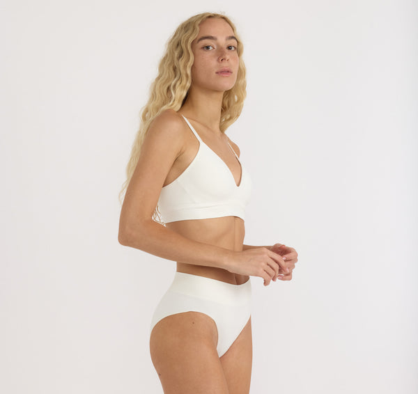Organic Basics Smooth Padded Bra Off White