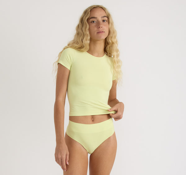 organic basics Smooth Tee Elderflower Green