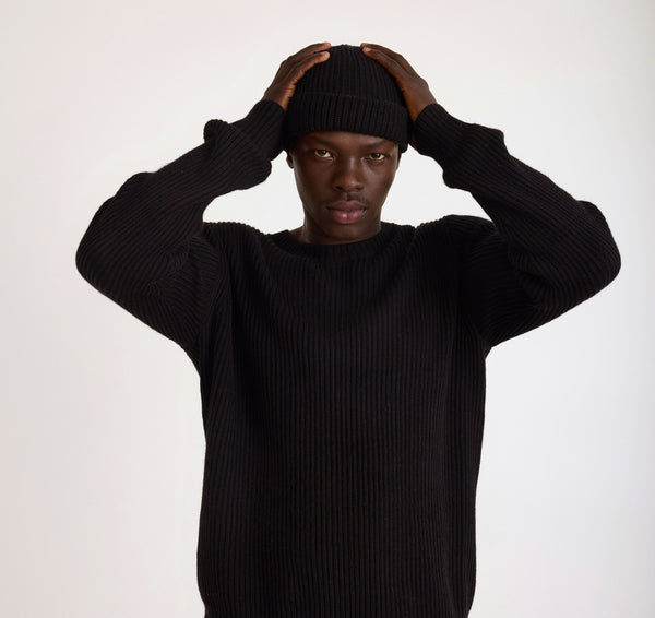 Organic Basics Soft Knit Fluffy Beanie Black