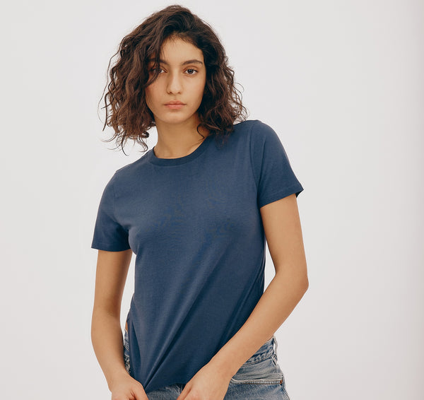 organic basics True Regular Tee Midnight Blue