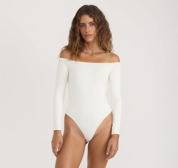 organic basics Smooth Off-Shoulder Bodysuit Off White