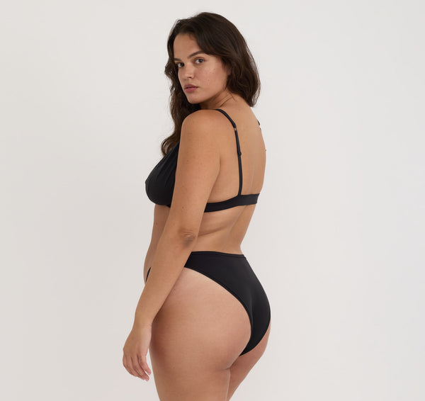 Organic Basics Soft Touch Veil Plunge Bralette Black