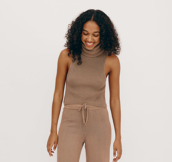 Organic Basics True Knit Sleeveless Turtleneck Almond