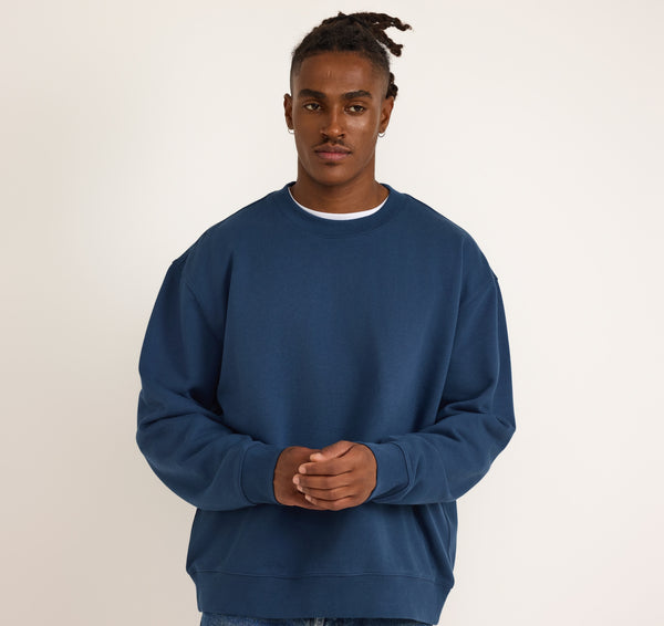 organic basics Weekend Boxy Fit Crewneck Sweatshirt Midnight Blue