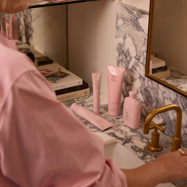 Oribe Serene Scalp Exfoliating Scrub