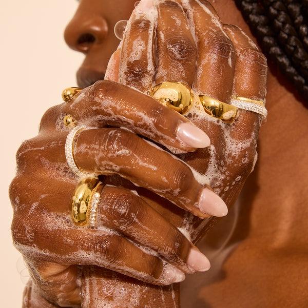 Oribe Valley Of Flowers Revitalizing Hand Wash