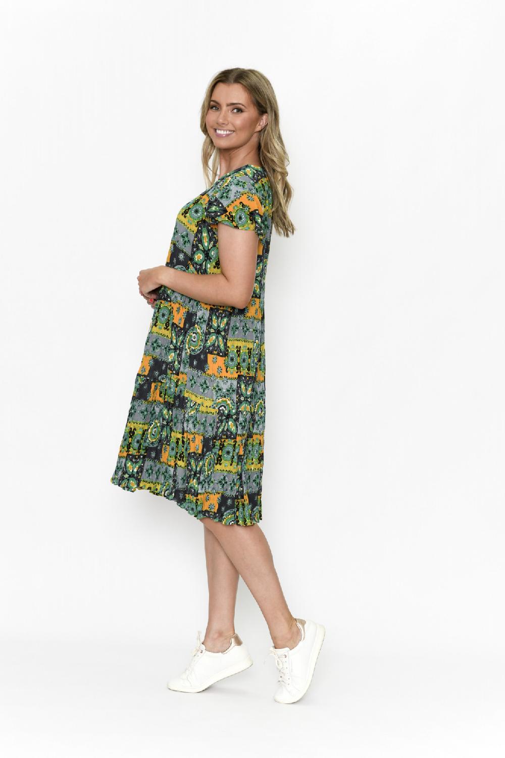 Oriëntique Kimberly Dress V Neck Short Sleeve