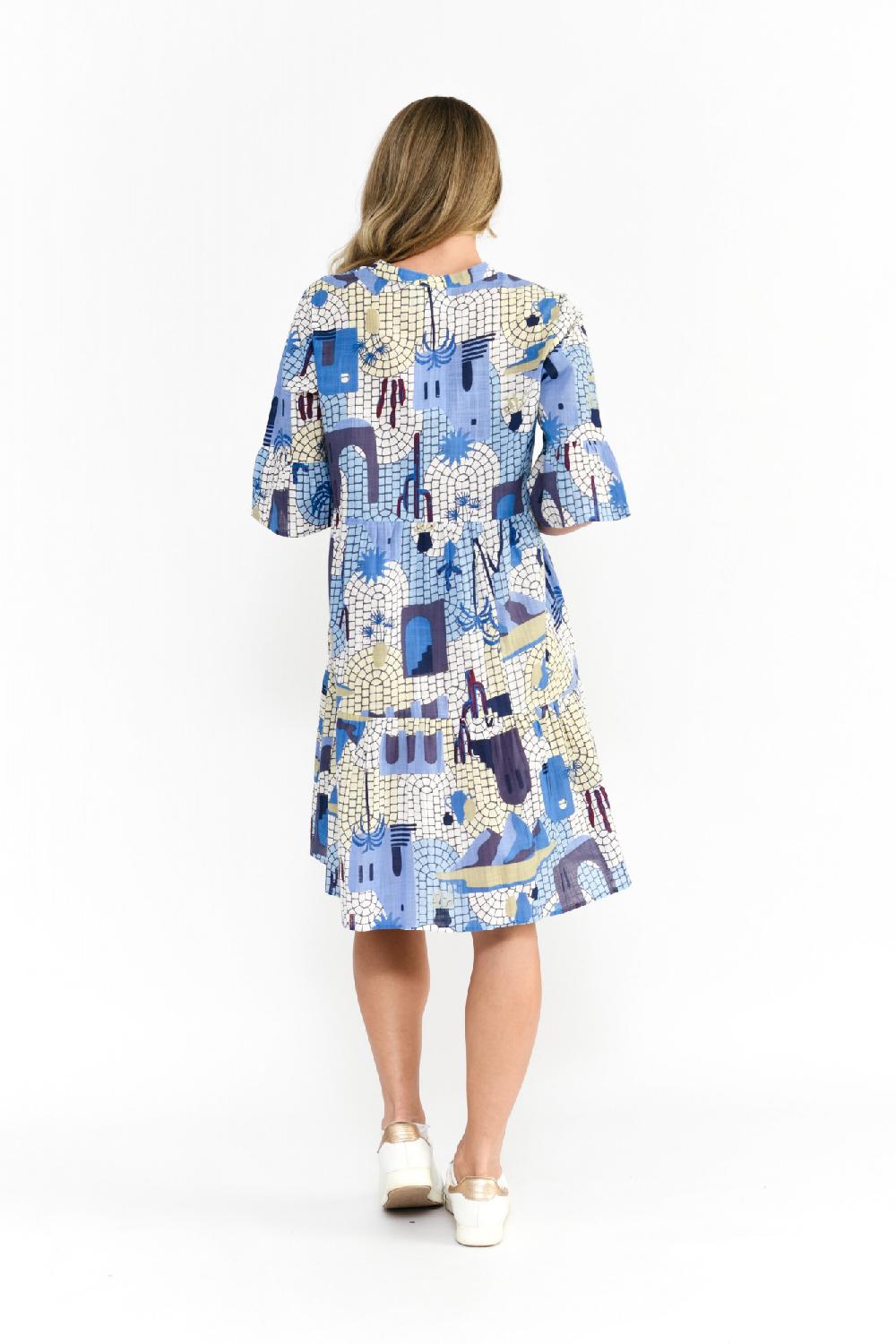 Oriëntique Maya Button V Neck Layer Dress