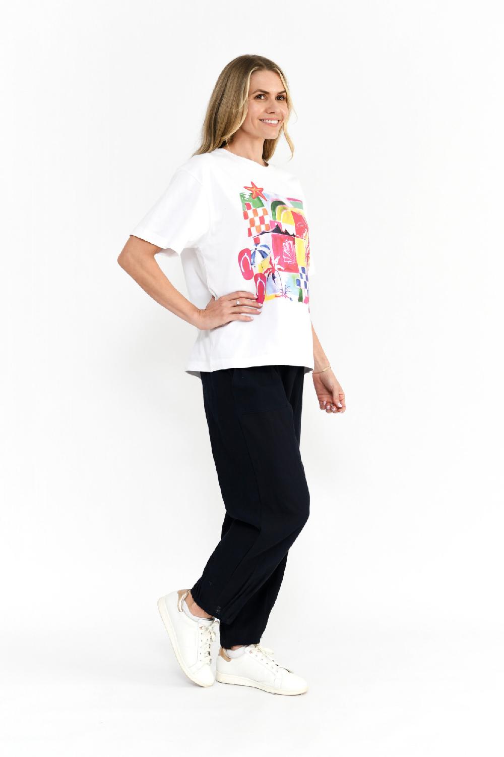 Oriëntique Ruby Crew Neck Printed Tshirt