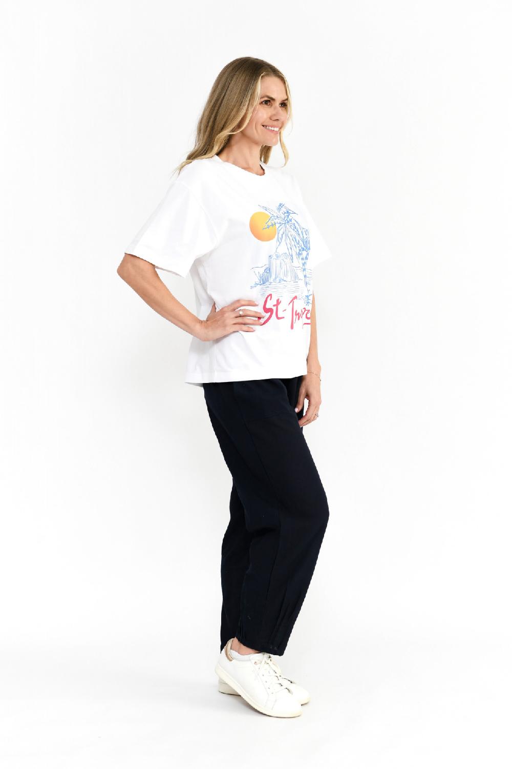 Oriëntique Ruby Crew Neck Printed Tshirt