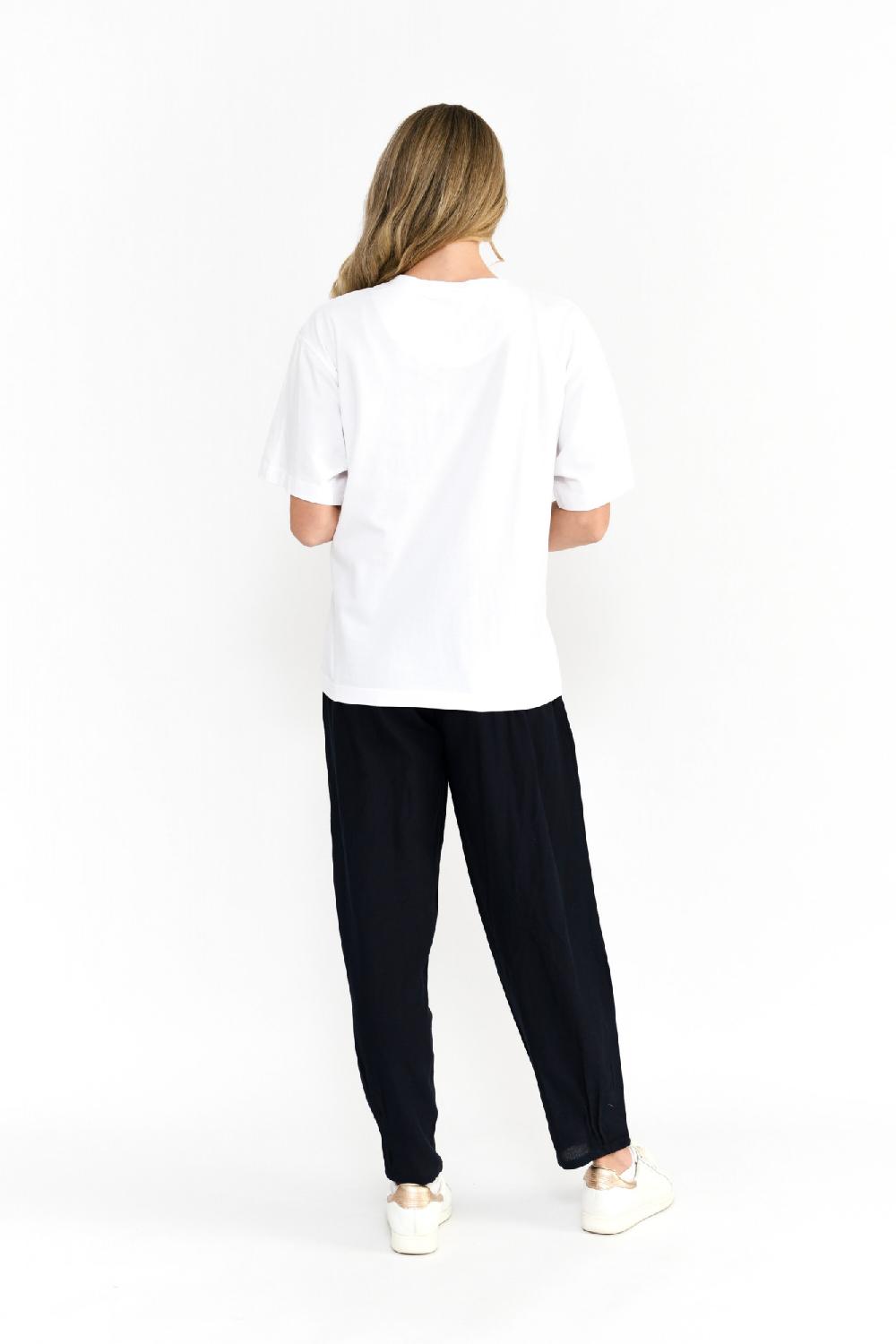 Oriëntique Ruby Crew Neck Printed Tshirt