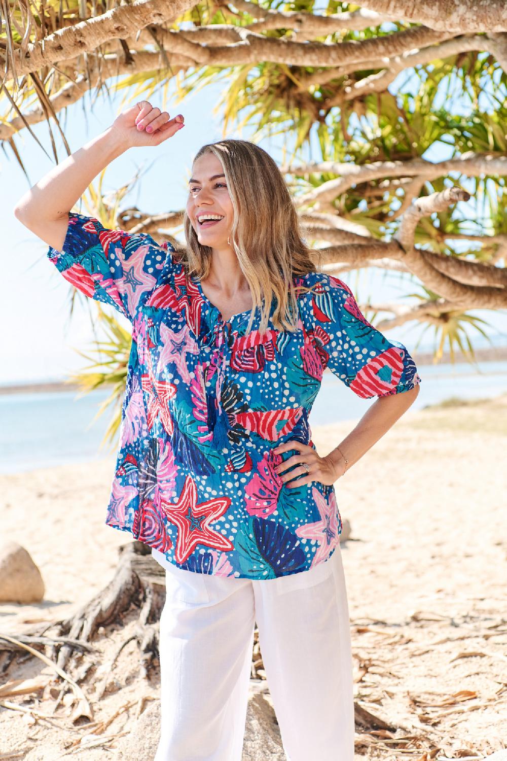 Oriëntique Tessa V-Neck Tassel Top