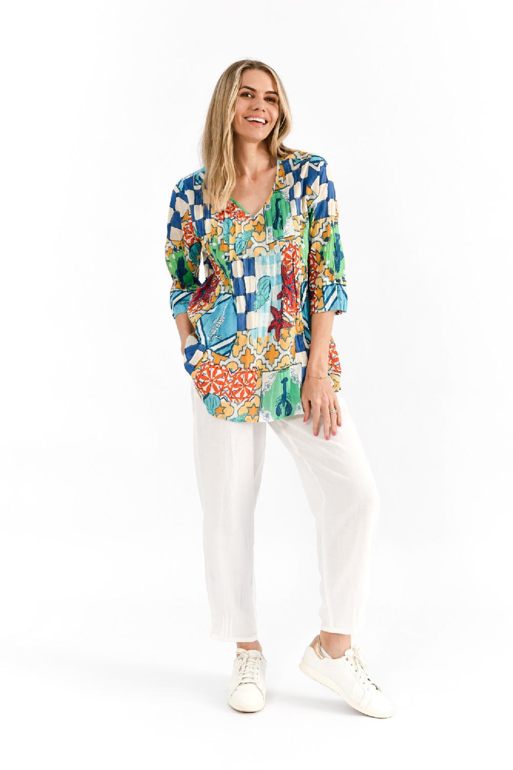 oriëntique Tina V neck Pleated Top 3/4 Sleeve