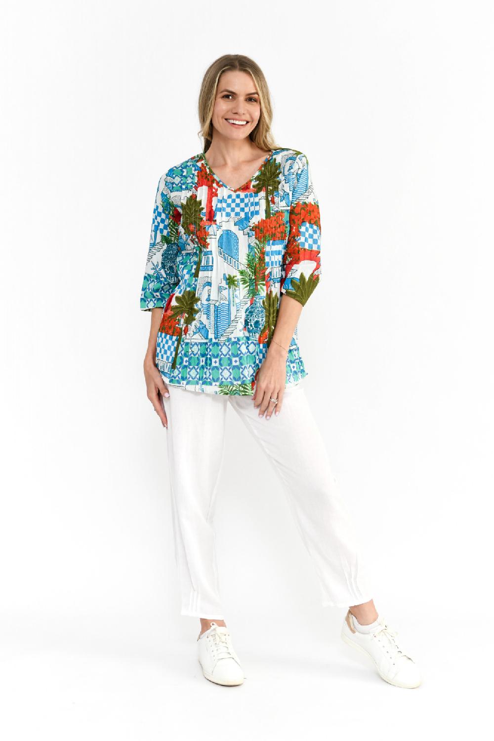 oriëntique Tina V neck Pleated Top 3/4 Sleeve