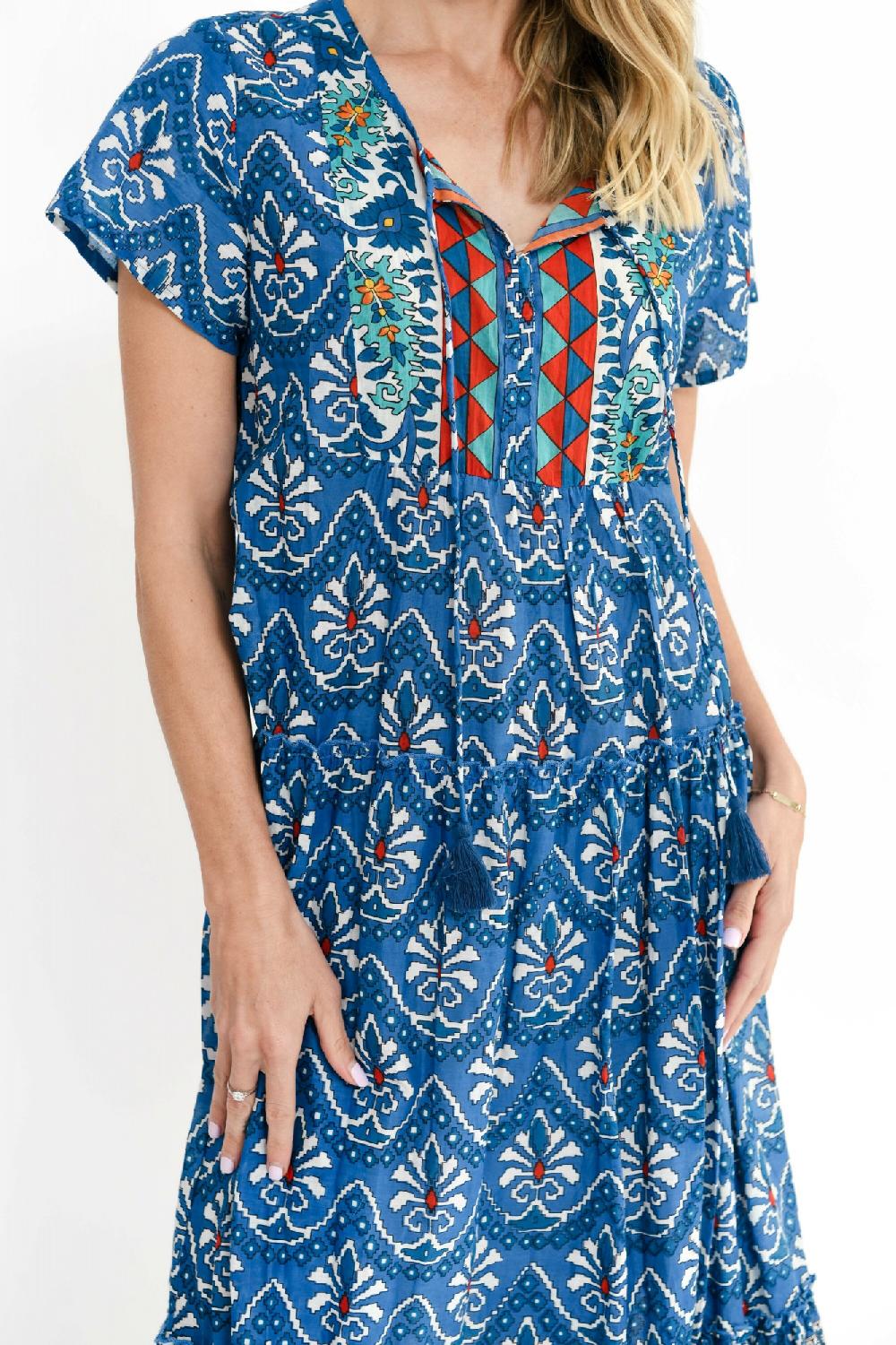 Oriëntique Zola V Neck Maxi Dress