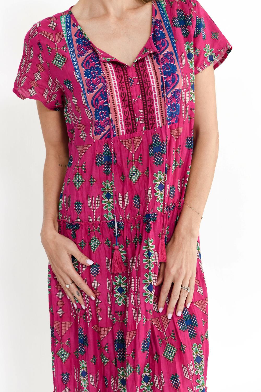 Oriëntique Zola V Neck Maxi Dress