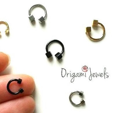 origami jewellery 16g Horseshoe Ring with Cube ends
