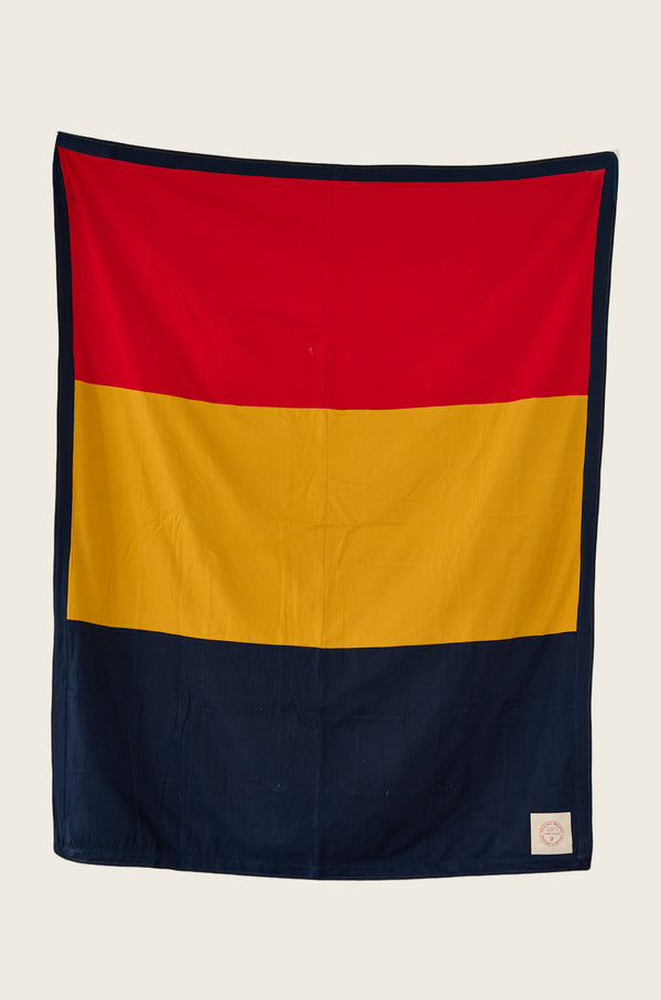 Original Madras Trading Company N°95 Handmade Bordered Patchwork Quilt