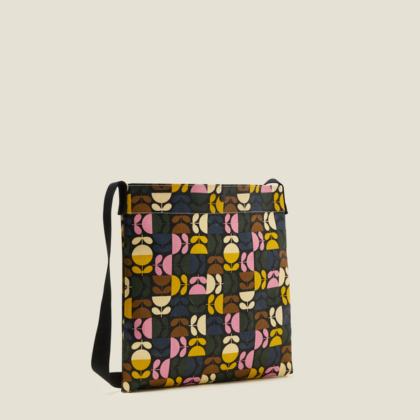 Orla Kiely On A Roll Flat Crossbody - Puzzle Stem Multi